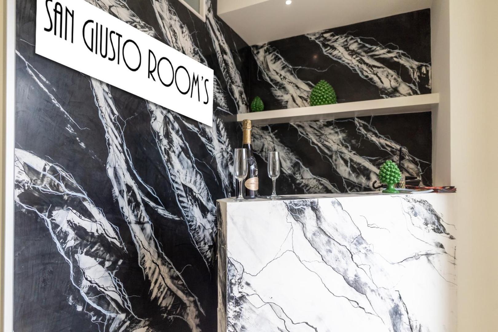 San Giusto Rooms 贾迪尼-纳克索斯 外观 照片