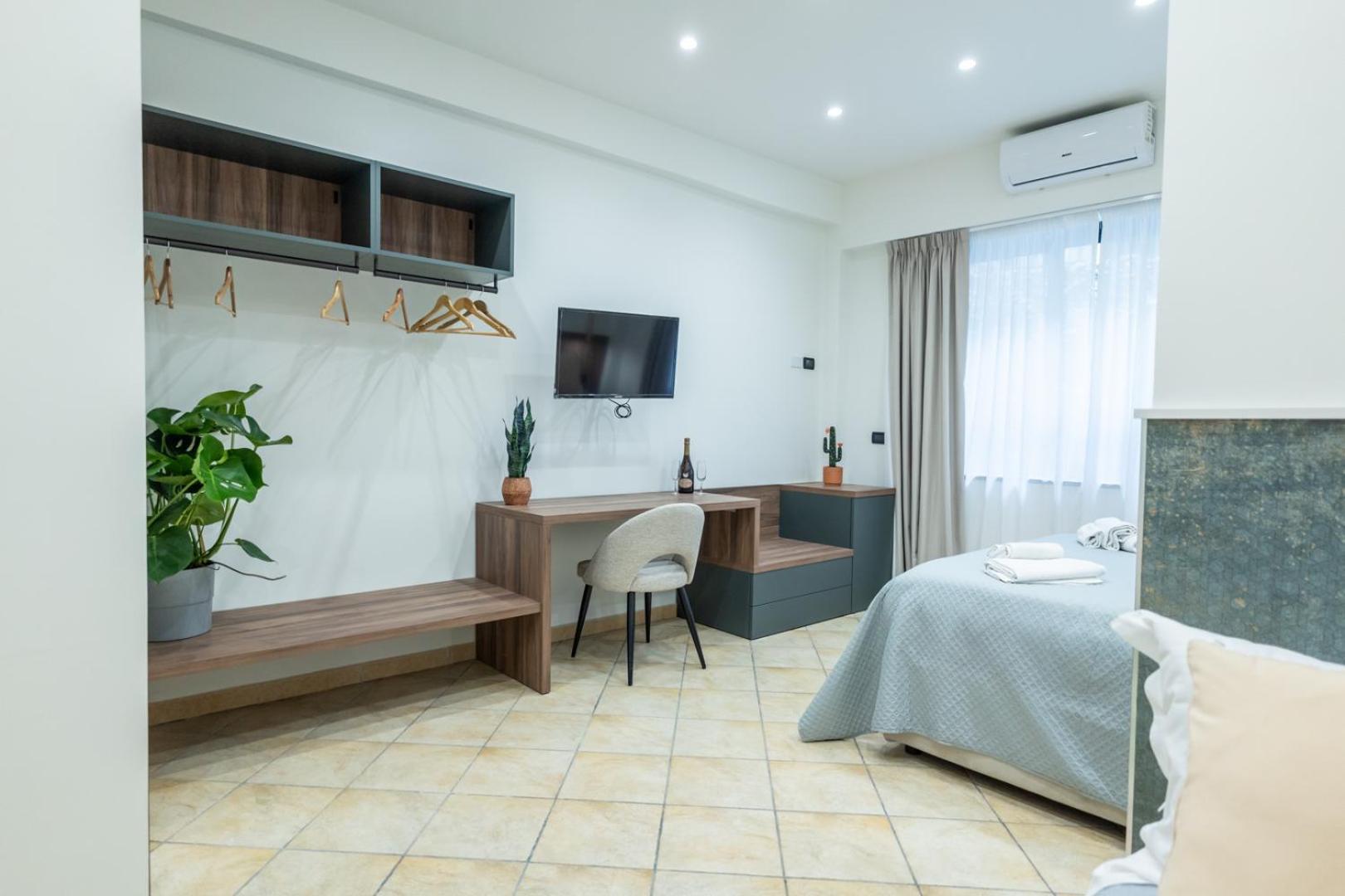 San Giusto Rooms 贾迪尼-纳克索斯 外观 照片